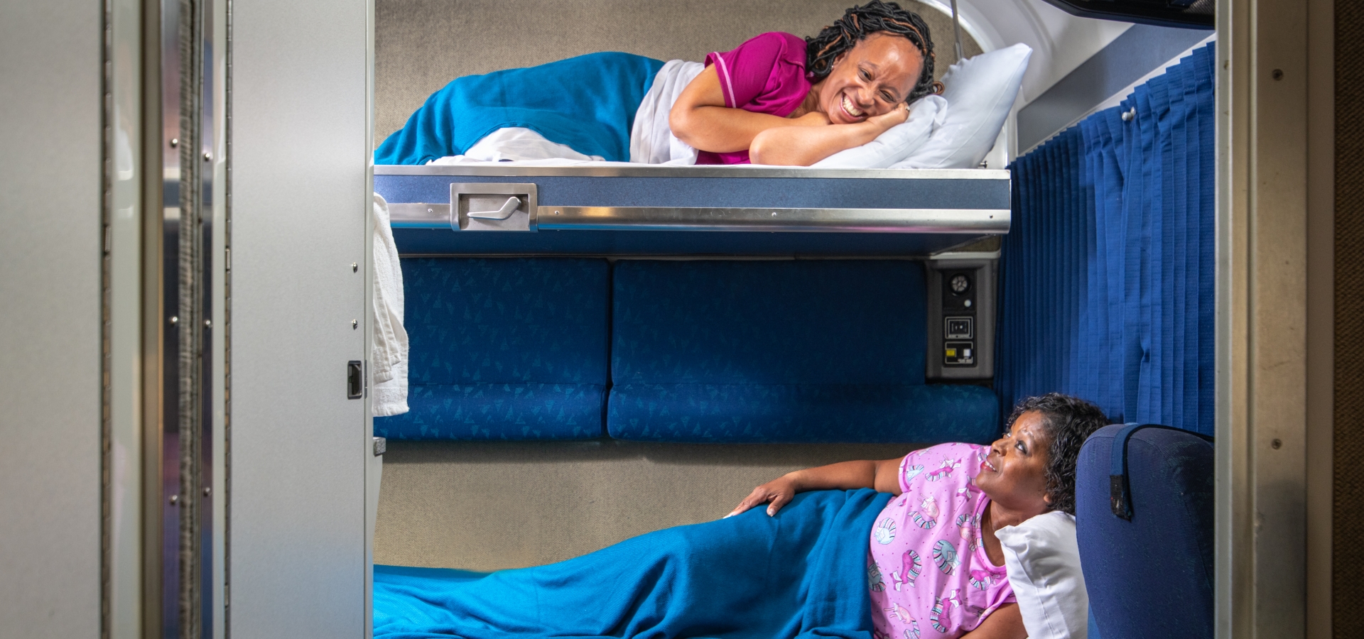 Bedroom Suite | Amtrak Vacations®